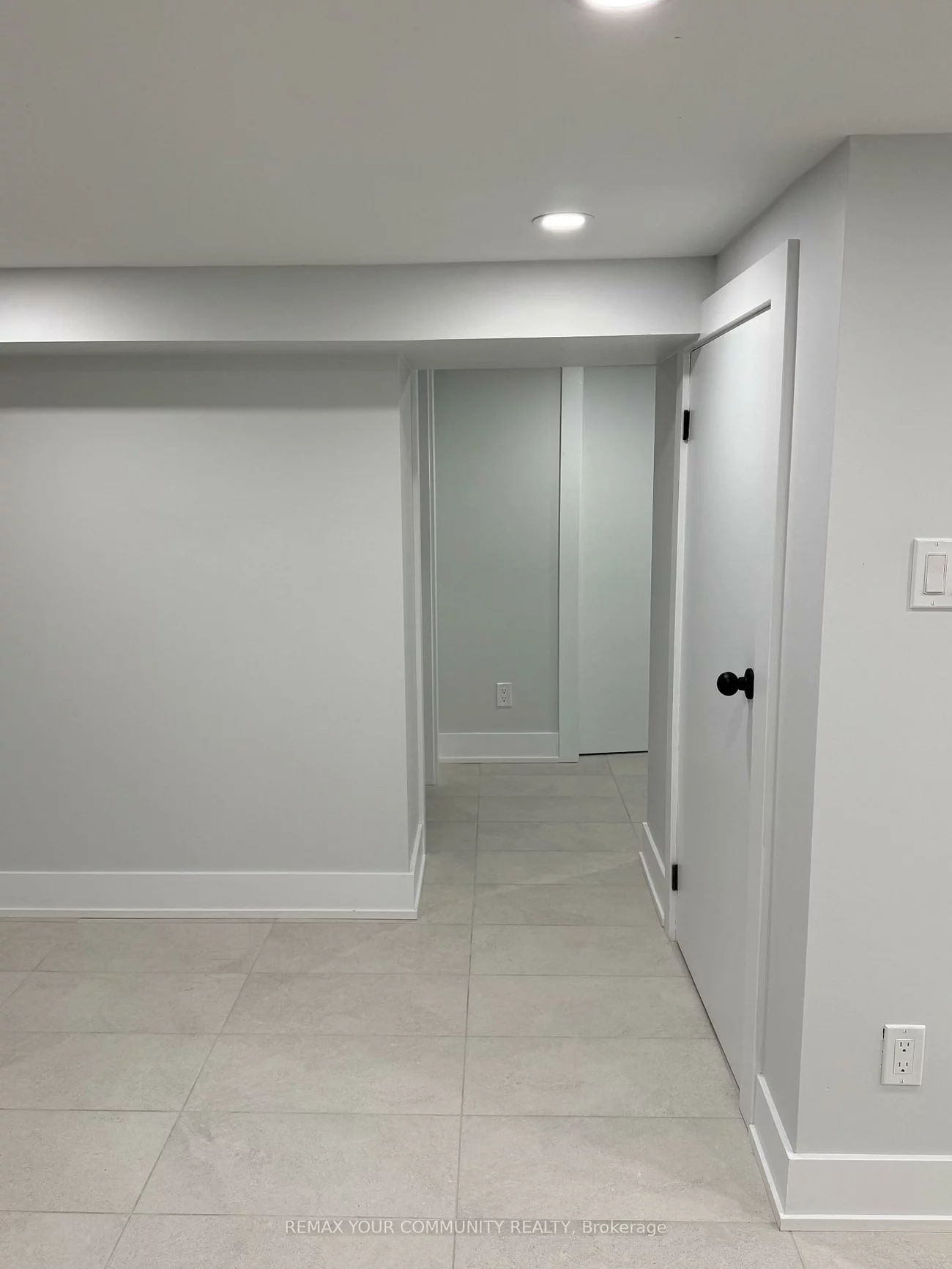 88, Spruce, Aurora Village, Aurora