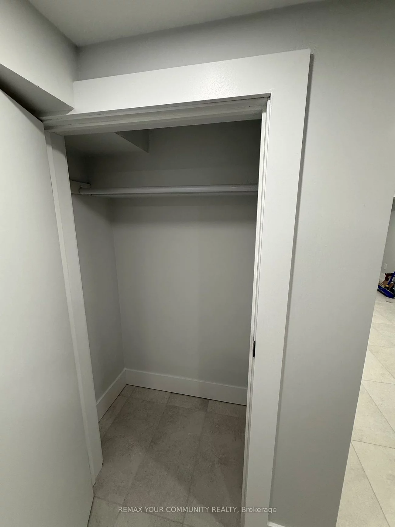 88, Spruce, Aurora Village, Aurora