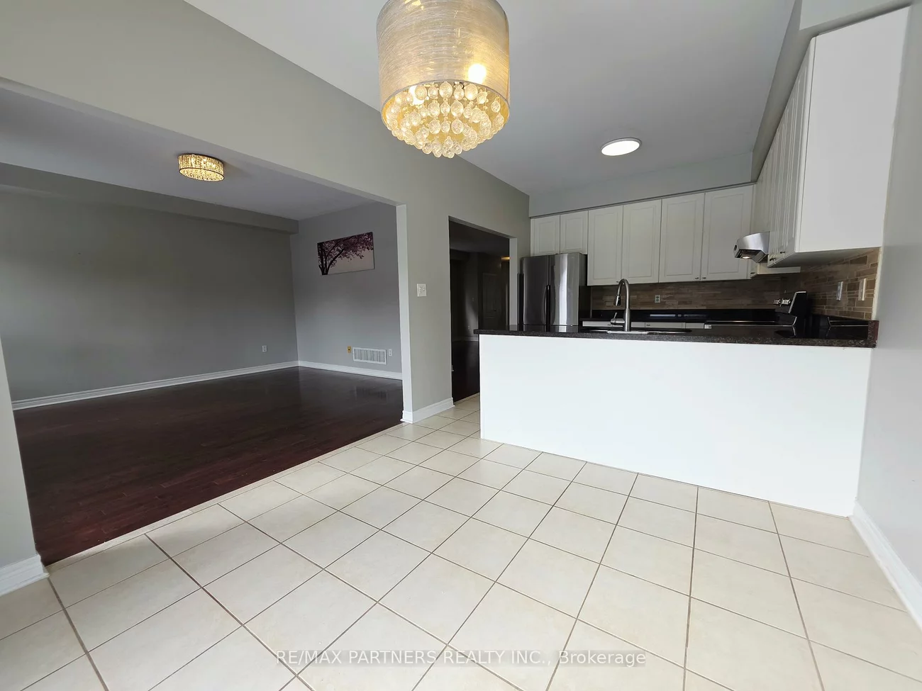 126, Collis, Bayview Northeast, Aurora