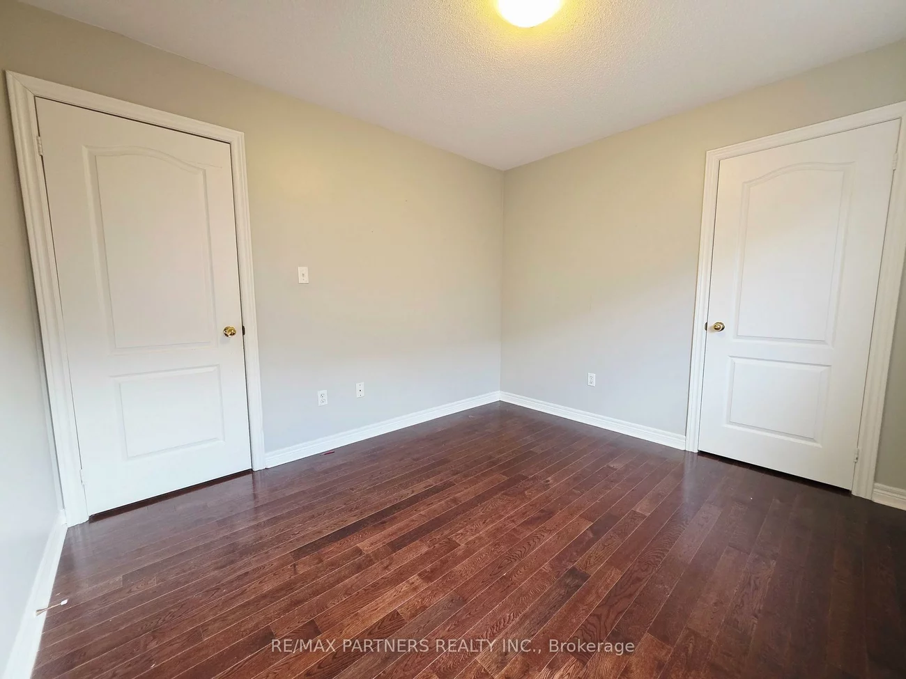 126, Collis, Bayview Northeast, Aurora