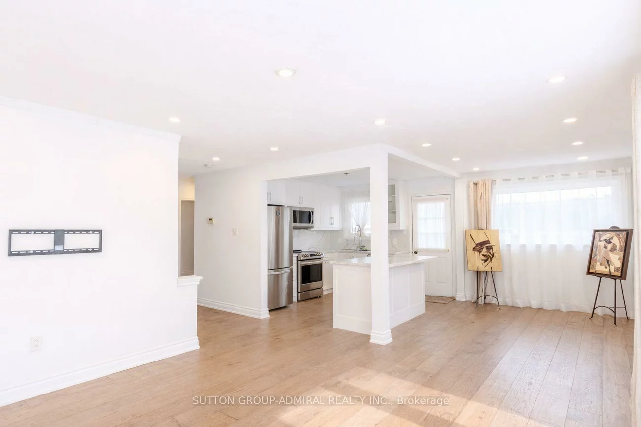 8, Iber, Aurora Village, Aurora