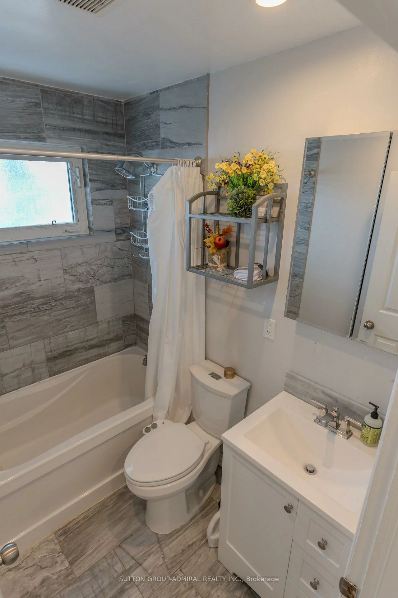 8, Iber, Aurora Village, Aurora