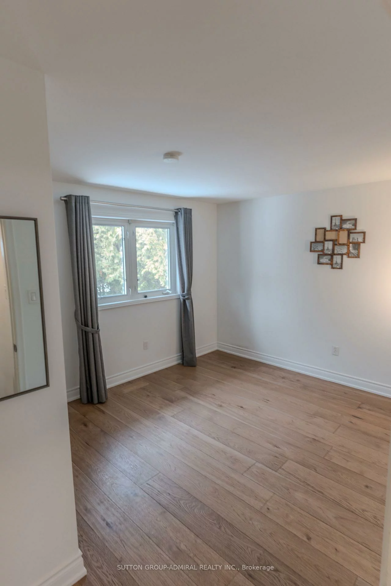 8, Iber, Aurora Village, Aurora