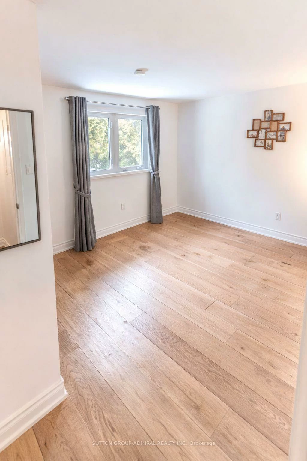 8, Iber, Aurora Village, Aurora