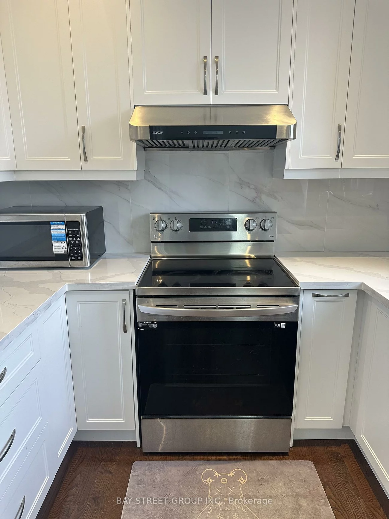 97, Zokol, Bayview Northeast, Aurora