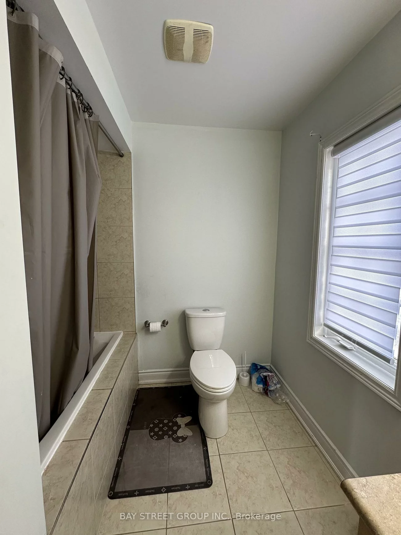 97, Zokol, Bayview Northeast, Aurora