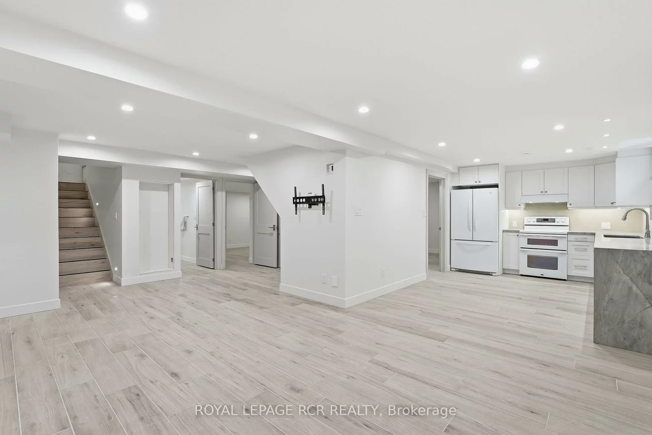 74, Old Yonge, Aurora Village, Aurora