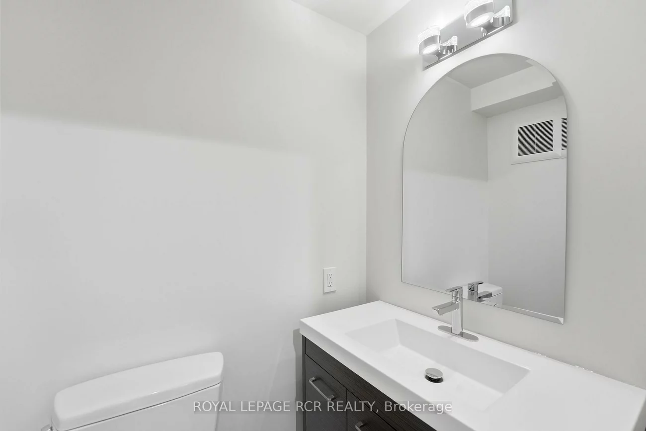 74, Old Yonge, Aurora Village, Aurora