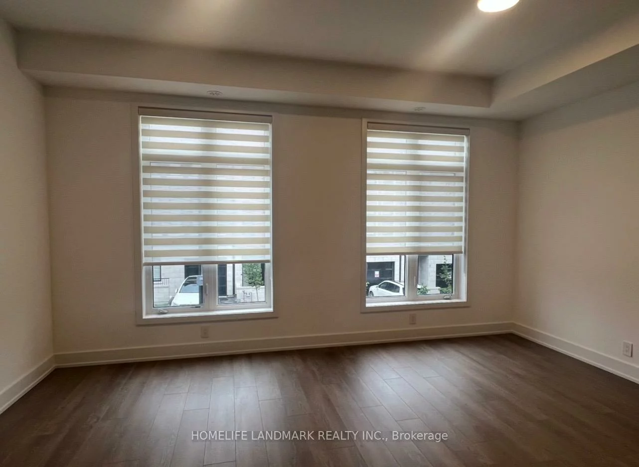 2, Chestnut, Rural Aurora, Aurora