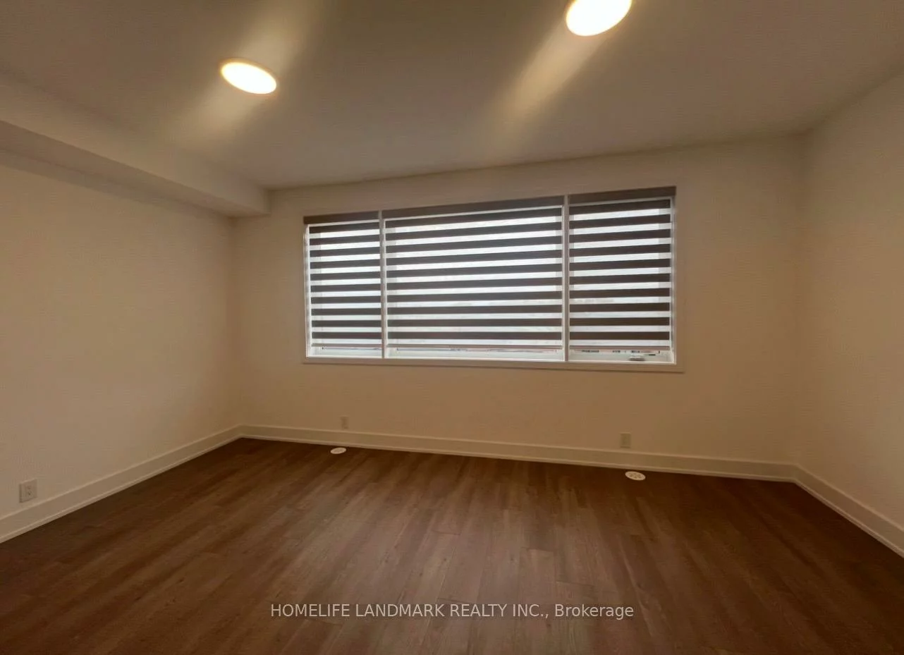 2, Chestnut, Rural Aurora, Aurora