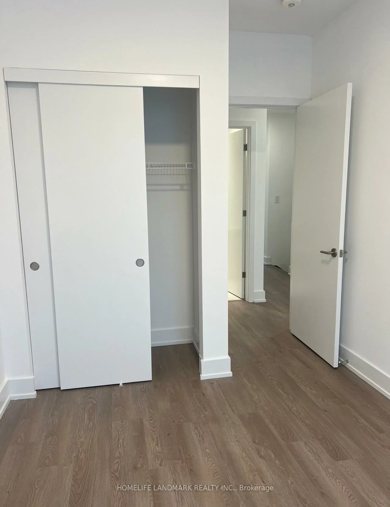 2, Chestnut, Rural Aurora, Aurora