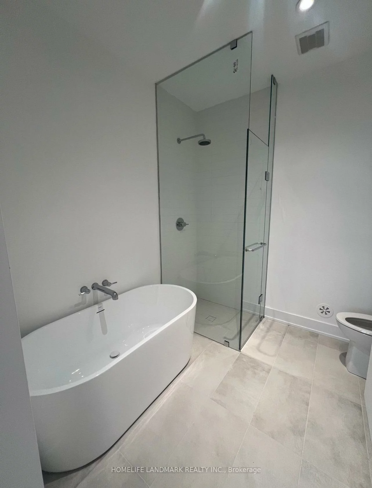 2, Chestnut, Rural Aurora, Aurora