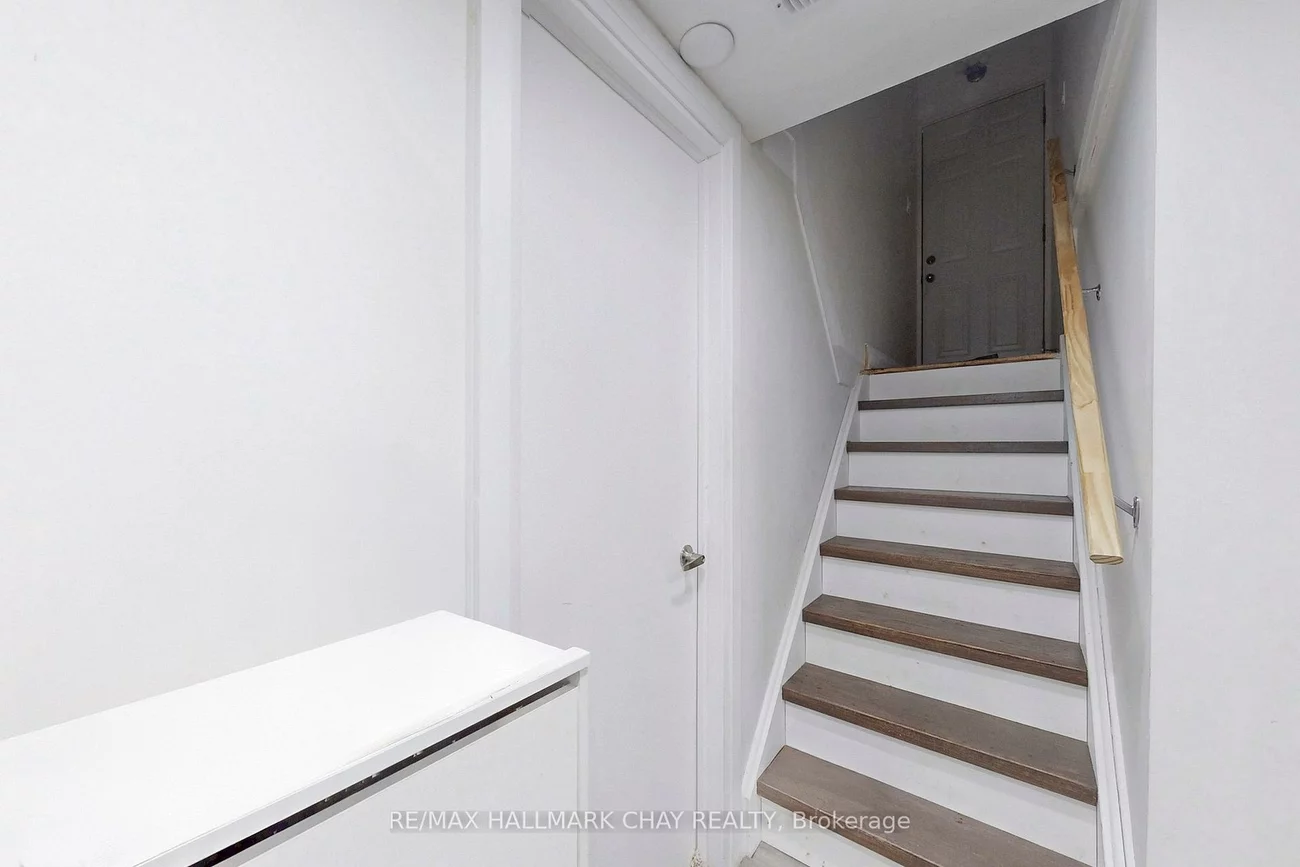 1, Davidson, Aurora Highlands, Aurora