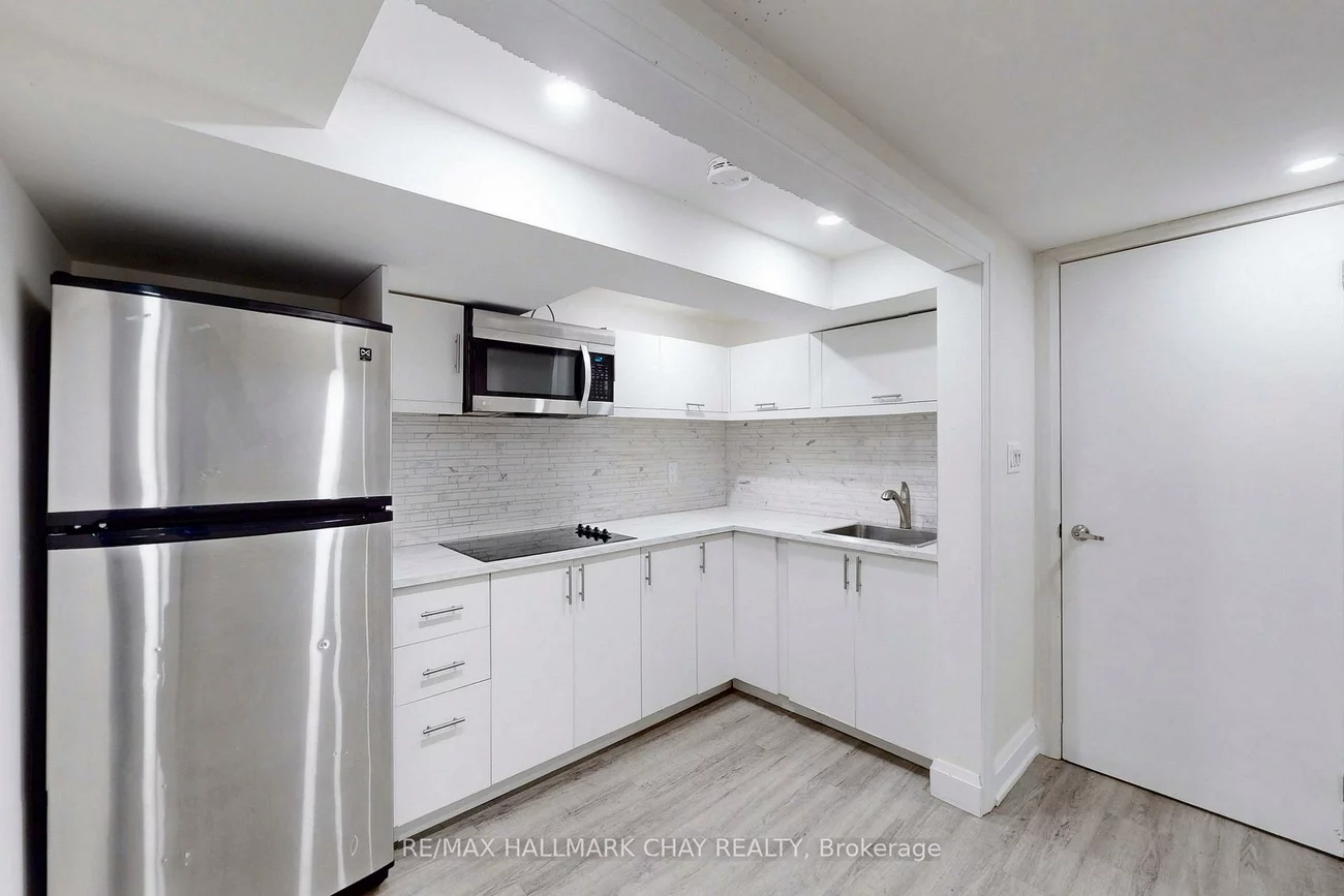 1, Davidson, Aurora Highlands, Aurora