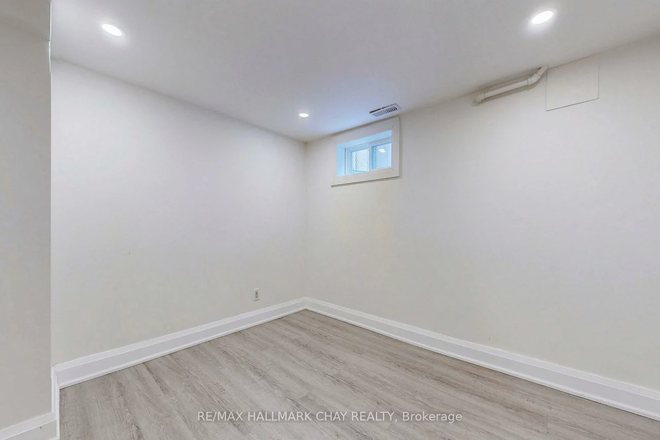 1, Davidson, Aurora Highlands, Aurora