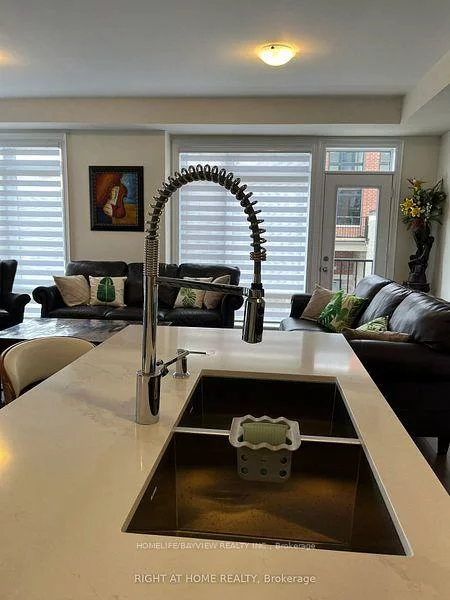 7, Griffith, Bayview Northeast, Aurora