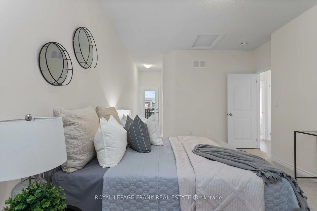 26, Gunton, Bayview Northeast, Aurora