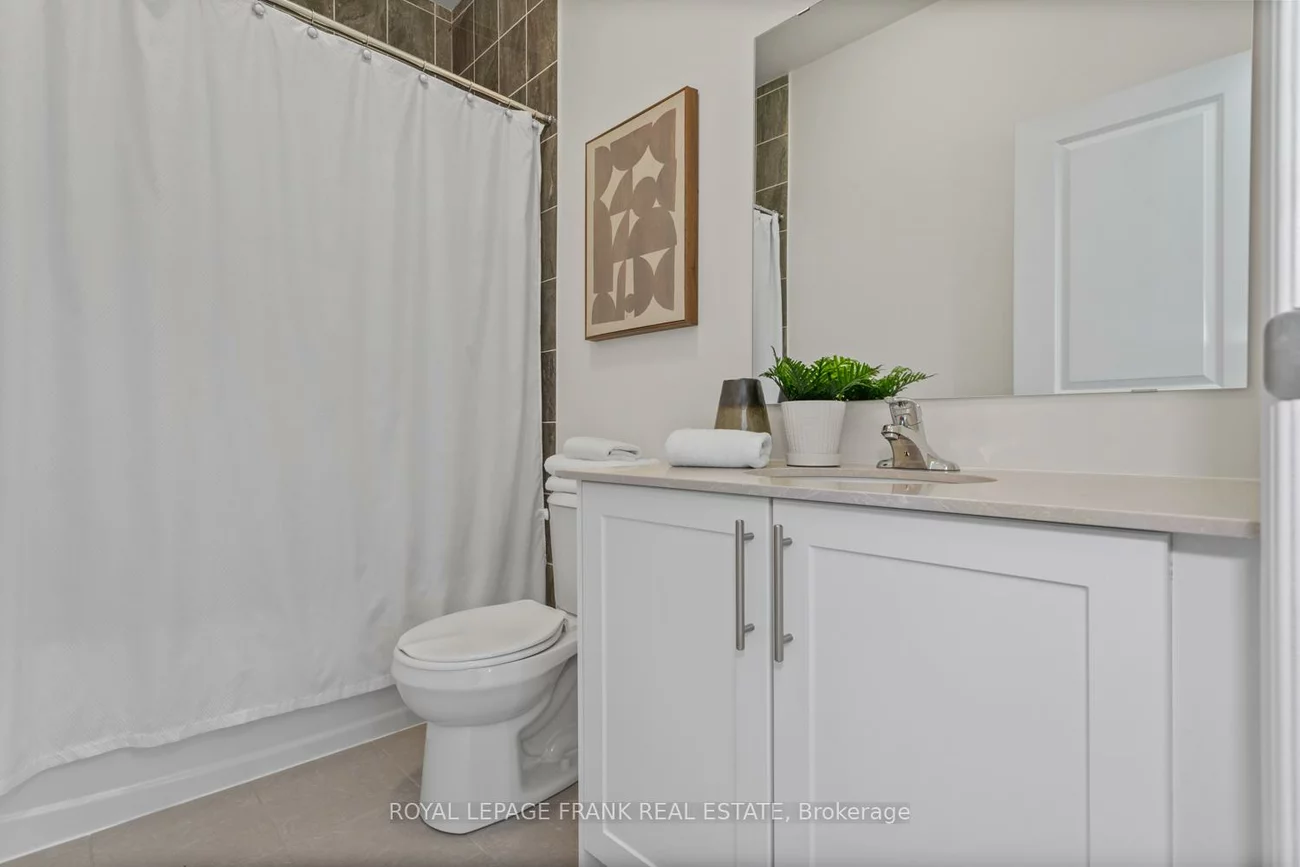 26, Gunton, Bayview Northeast, Aurora