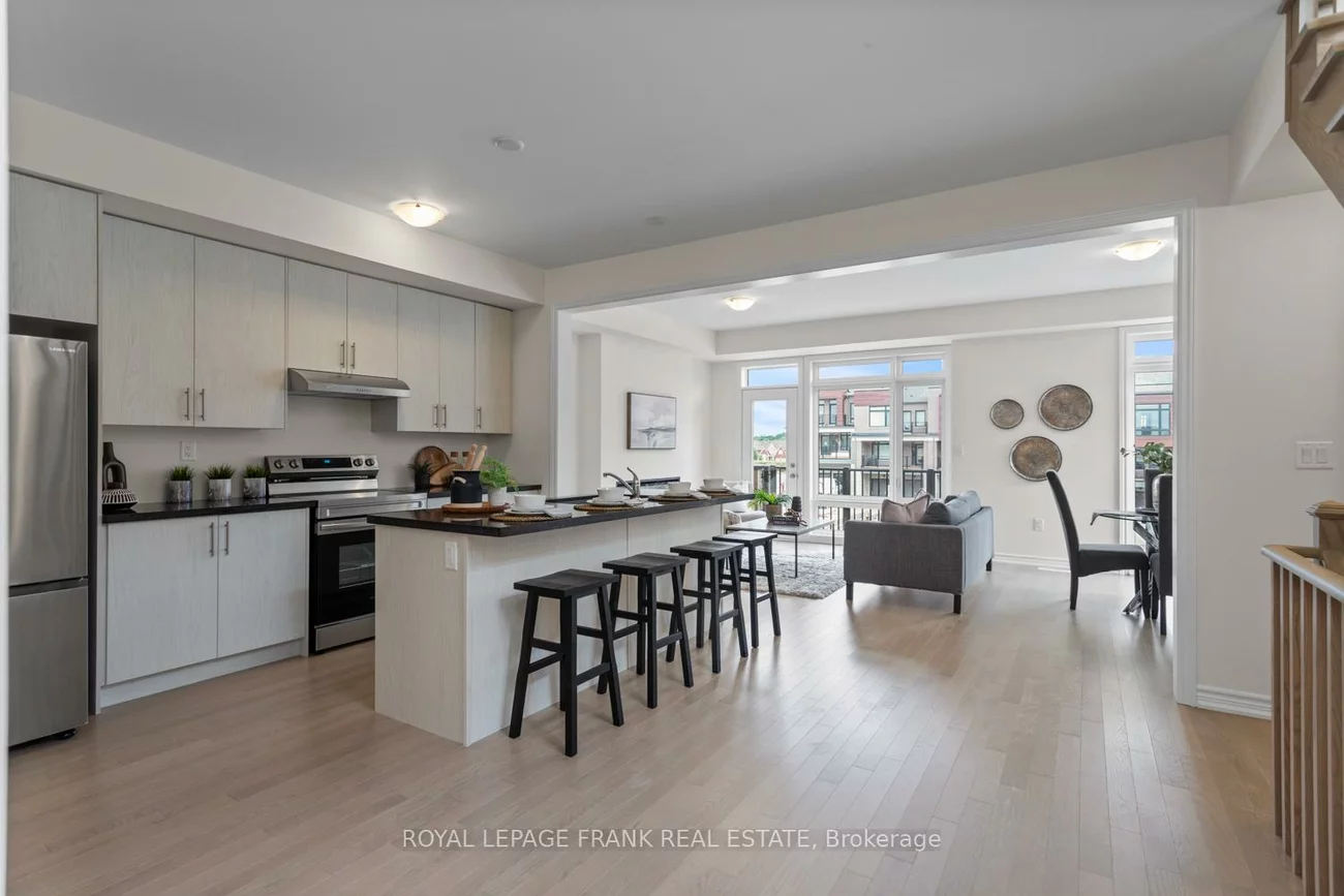 26, Gunton, Bayview Northeast, Aurora