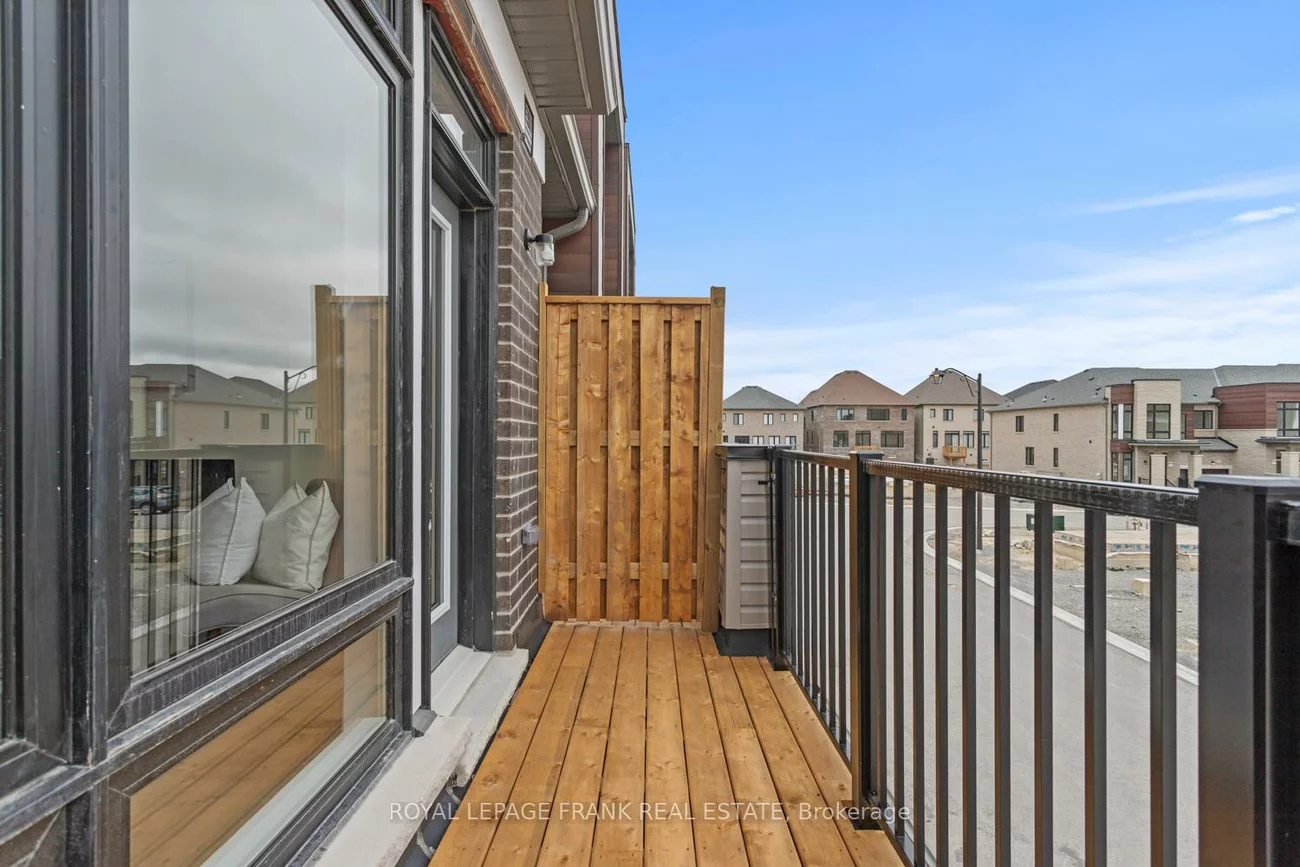 26, Gunton, Bayview Northeast, Aurora