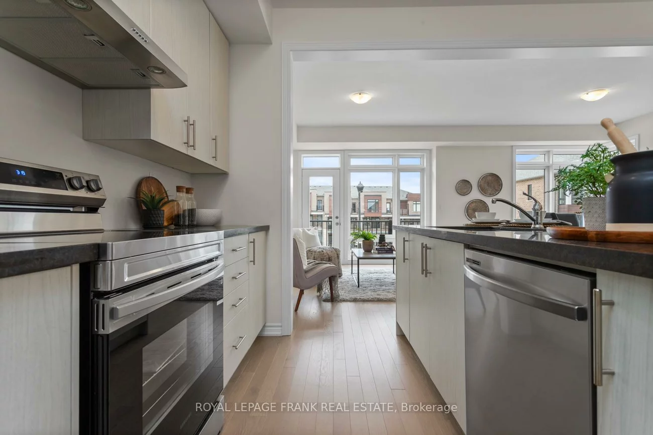 26, Gunton, Bayview Northeast, Aurora