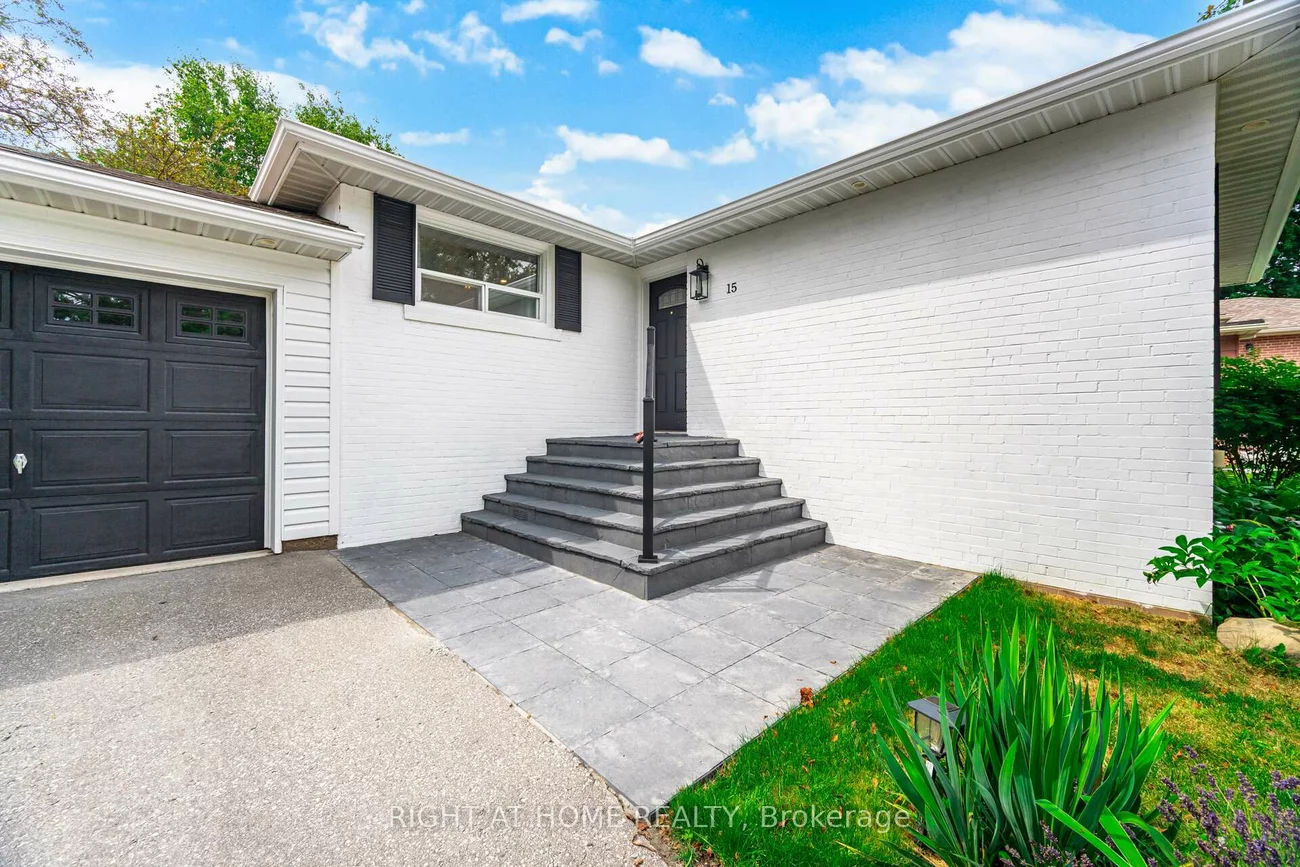 15, Kemano, Aurora Heights, Aurora