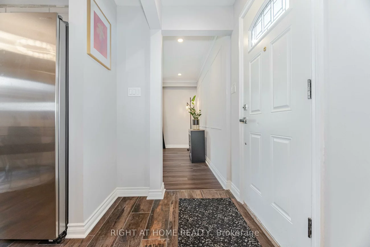 15, Kemano, Aurora Heights, Aurora