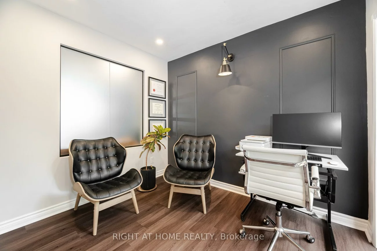 15, Kemano, Aurora Heights, Aurora