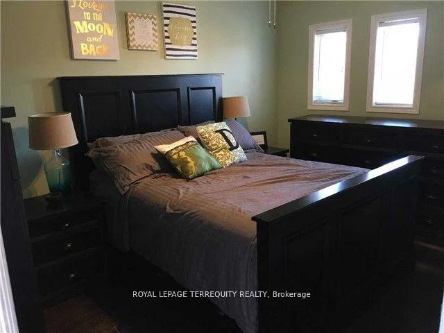 284, Pinnacle, Bayview Wellington, Aurora