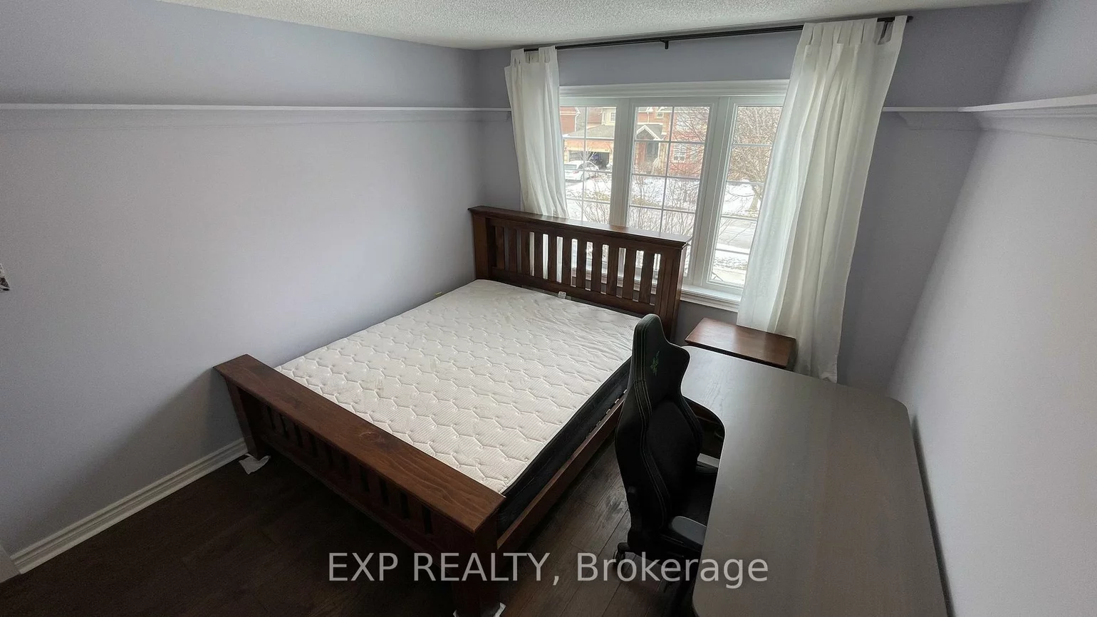 94, Lensmith, Aurora Highlands, Aurora