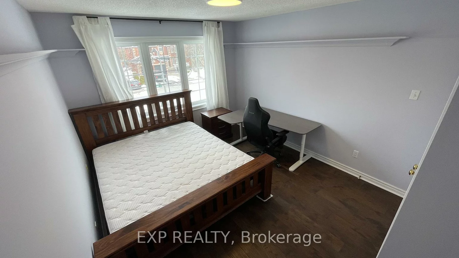 94, Lensmith, Aurora Highlands, Aurora