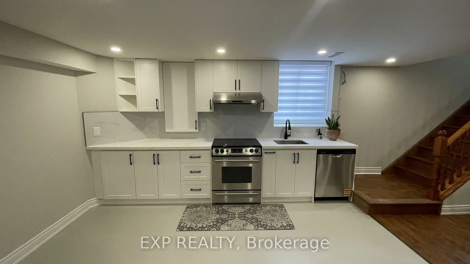 94, Lensmith, Aurora Highlands, Aurora