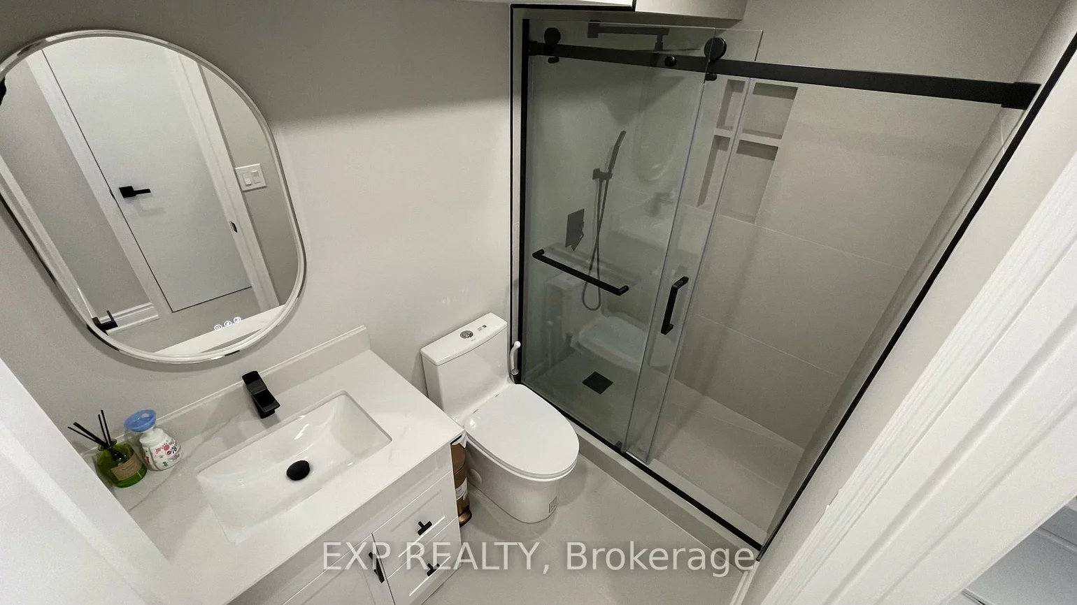 94, Lensmith, Aurora Highlands, Aurora