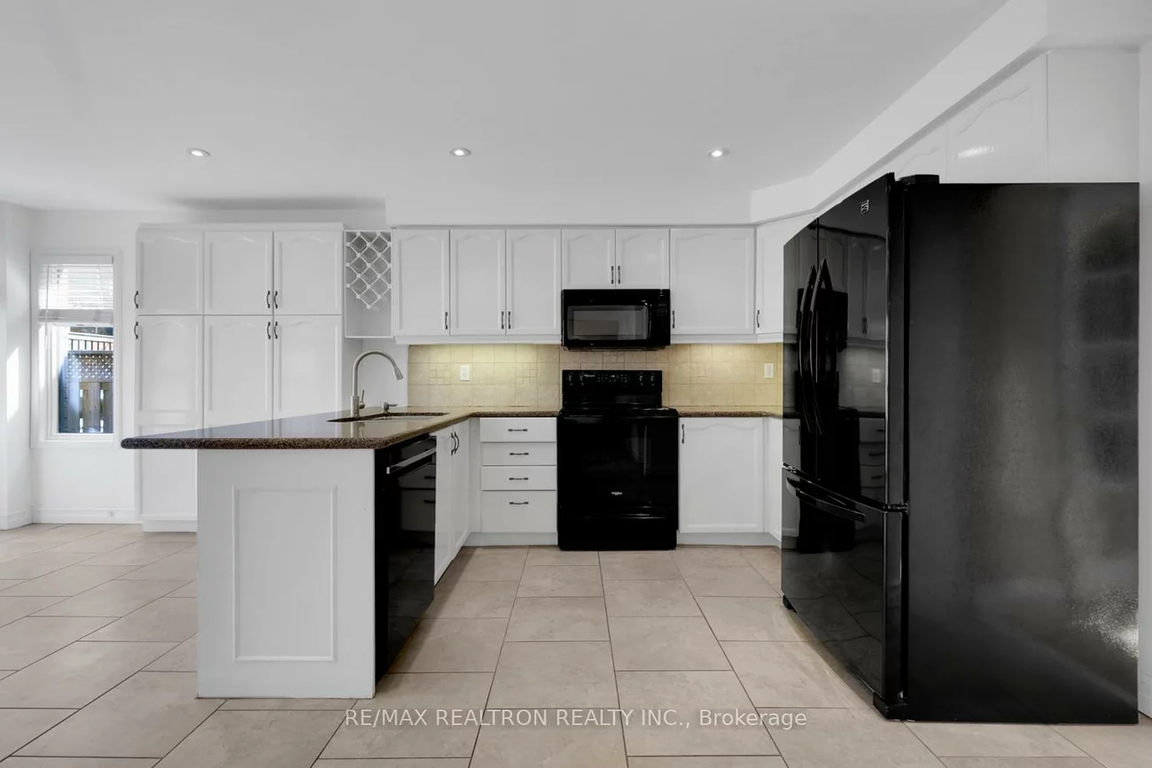 10, Chiswick, Aurora Highlands, Aurora