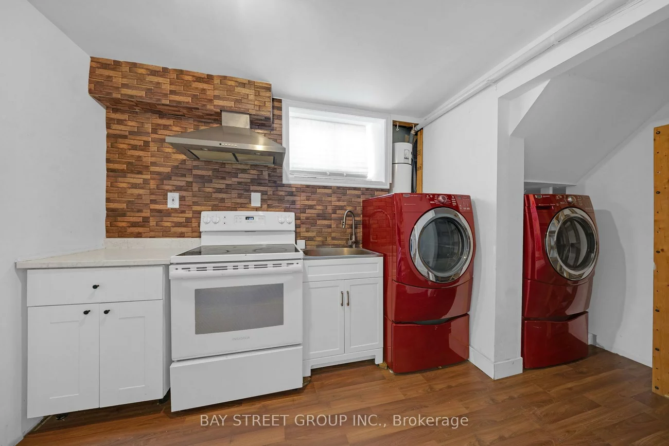 7, Kemano, Aurora Heights, Aurora