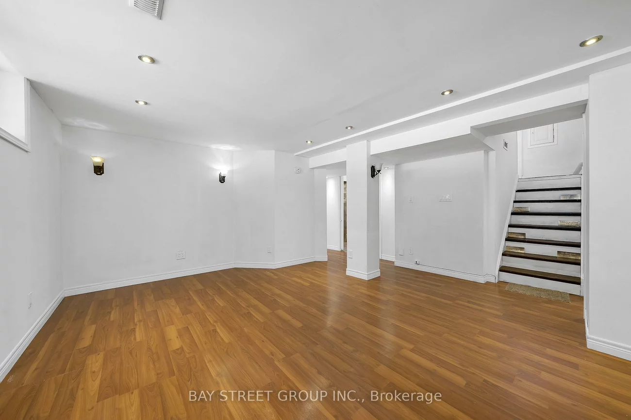 7, Kemano, Aurora Heights, Aurora