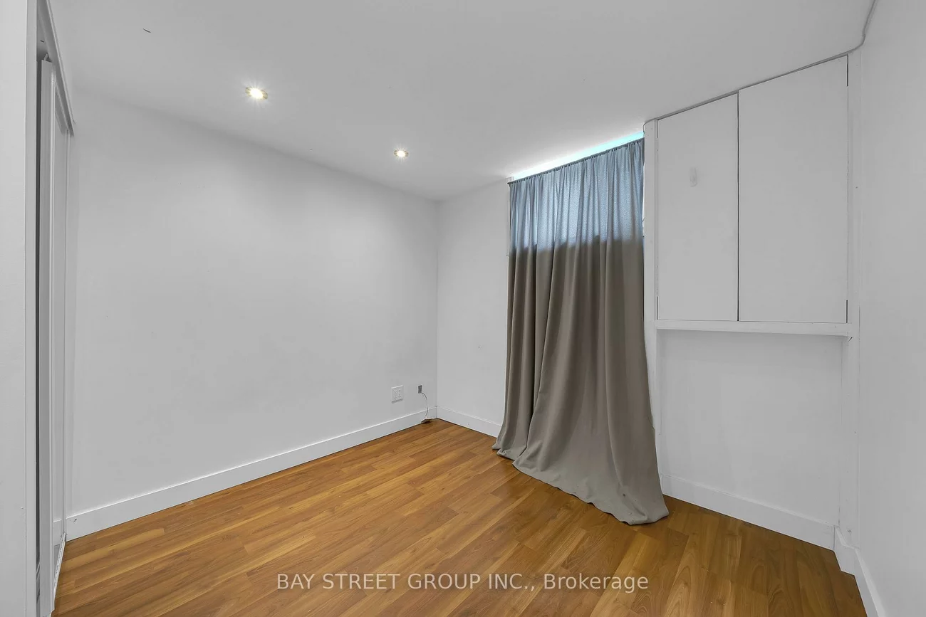 7, Kemano, Aurora Heights, Aurora