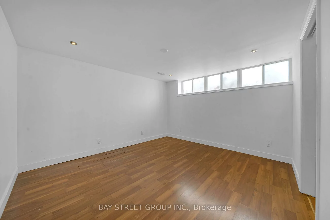 7, Kemano, Aurora Heights, Aurora