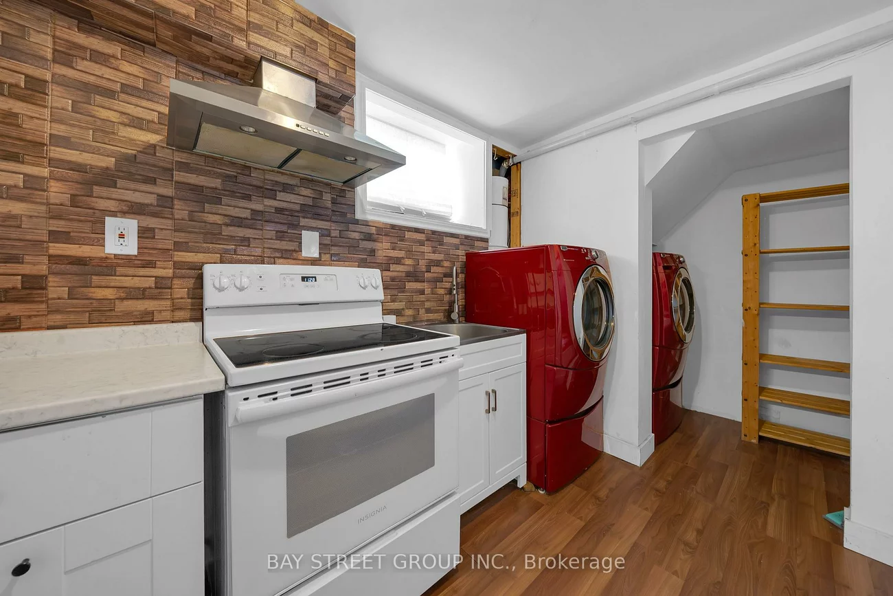 7, Kemano, Aurora Heights, Aurora