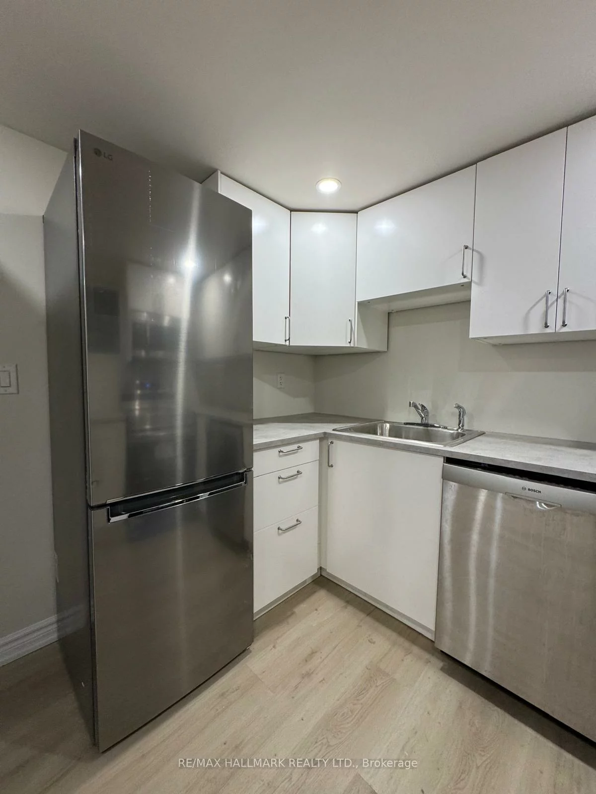 52, Nisbet, Aurora Highlands, Aurora