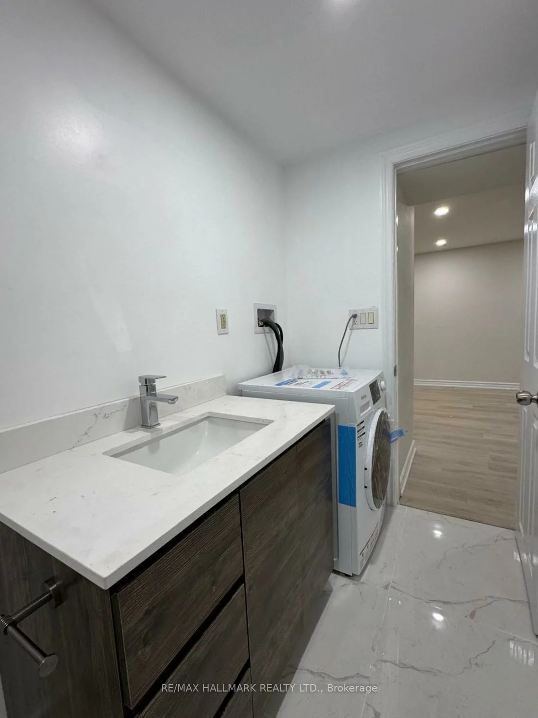 52, Nisbet, Aurora Highlands, Aurora