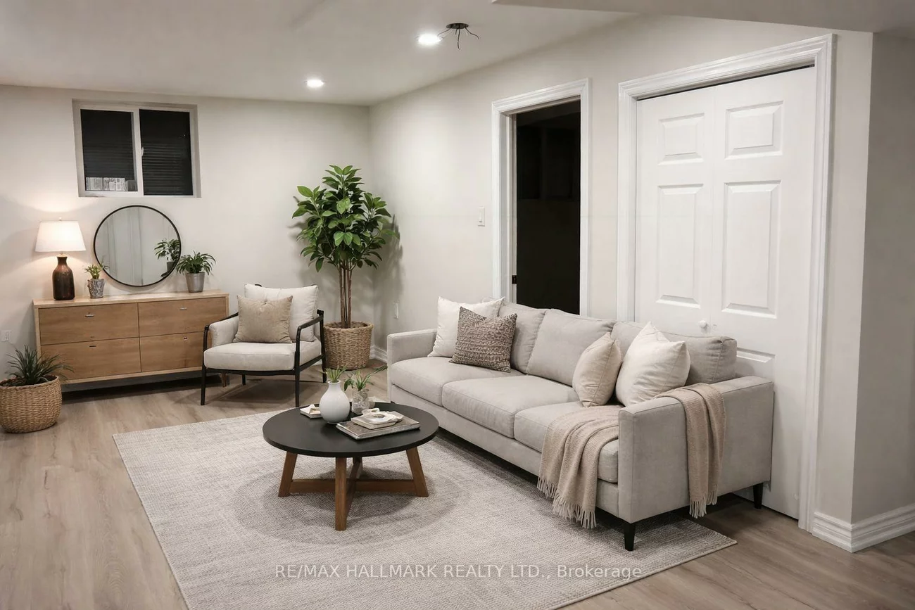 52, Nisbet, Aurora Highlands, Aurora