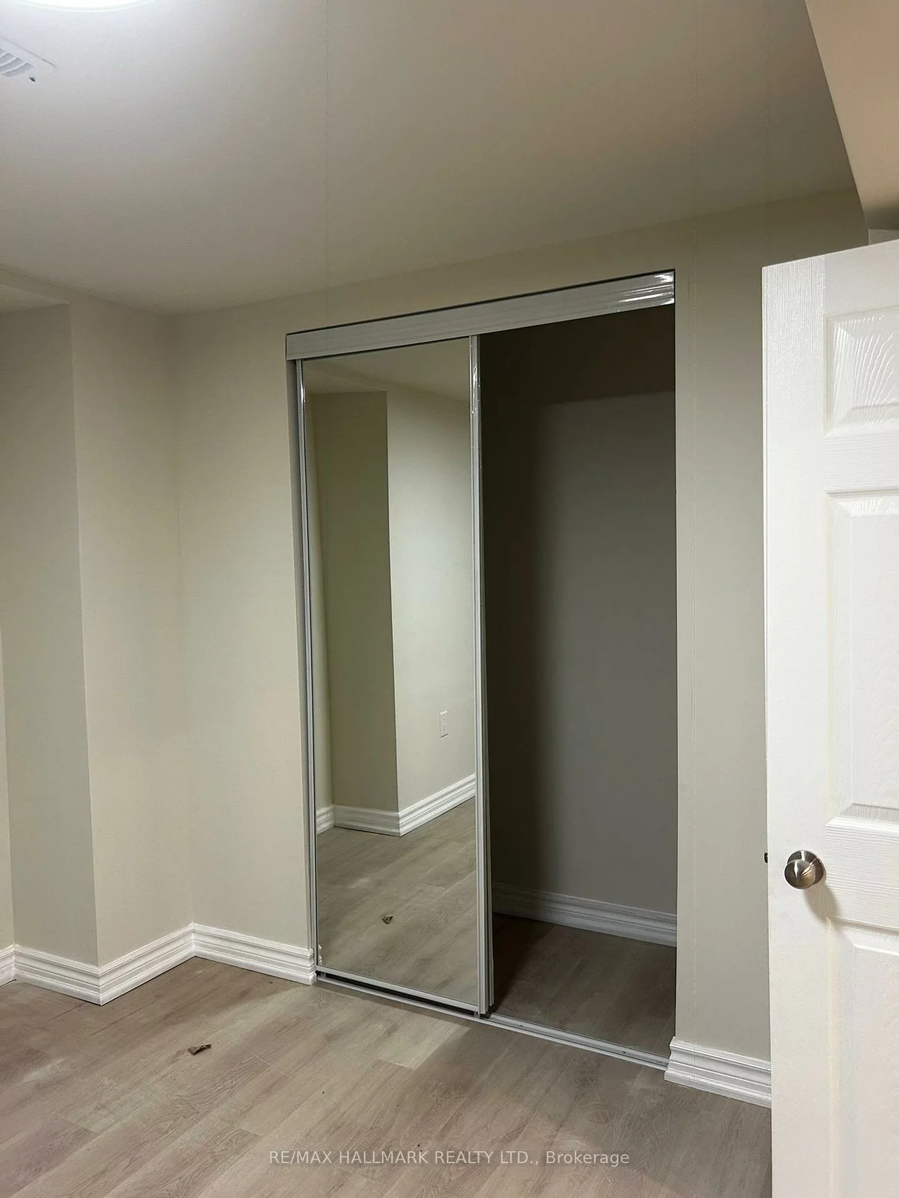 52, Nisbet, Aurora Highlands, Aurora