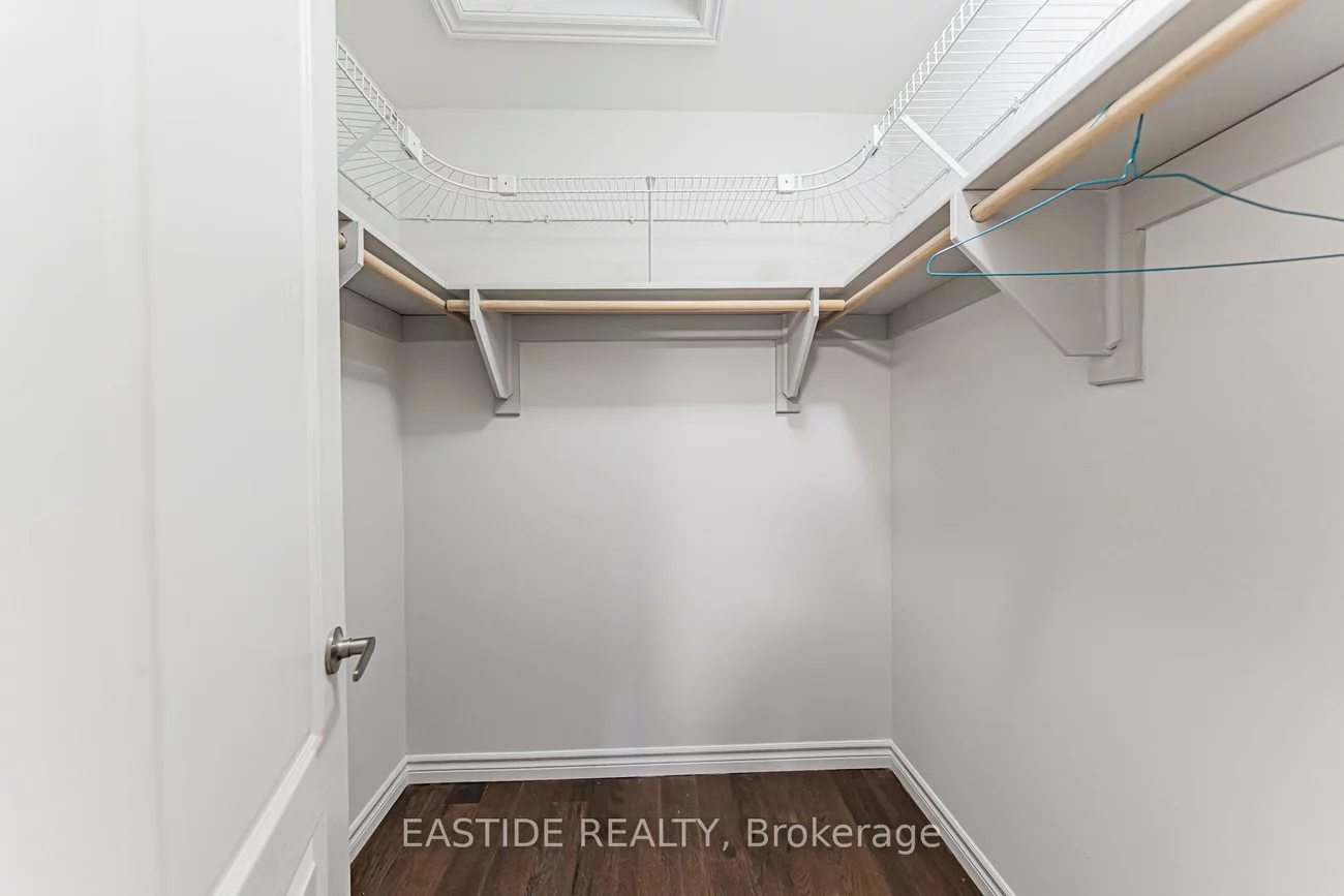 277, Stone, Aurora Grove, Aurora