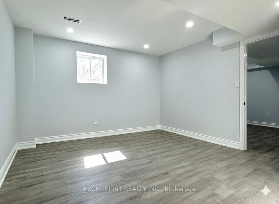 31, Ames, Bayview Northeast, Aurora