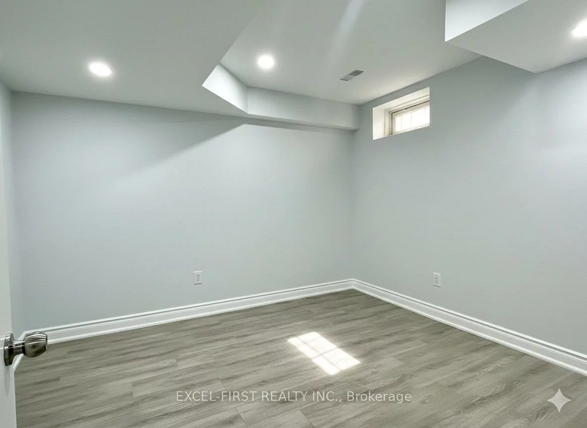 31, Ames, Bayview Northeast, Aurora