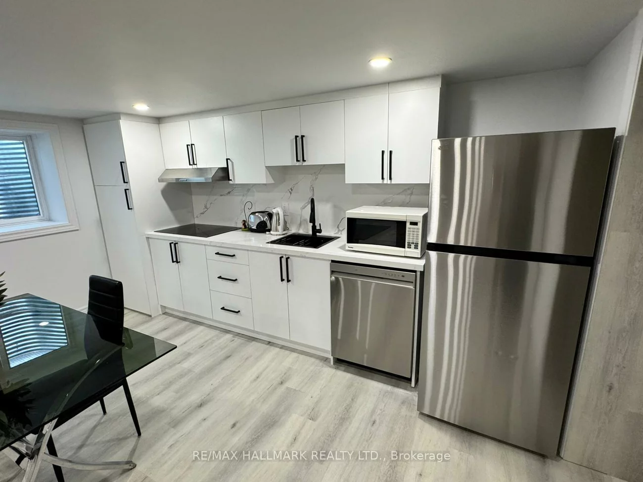 25B, Knowles, Aurora Highlands, Aurora