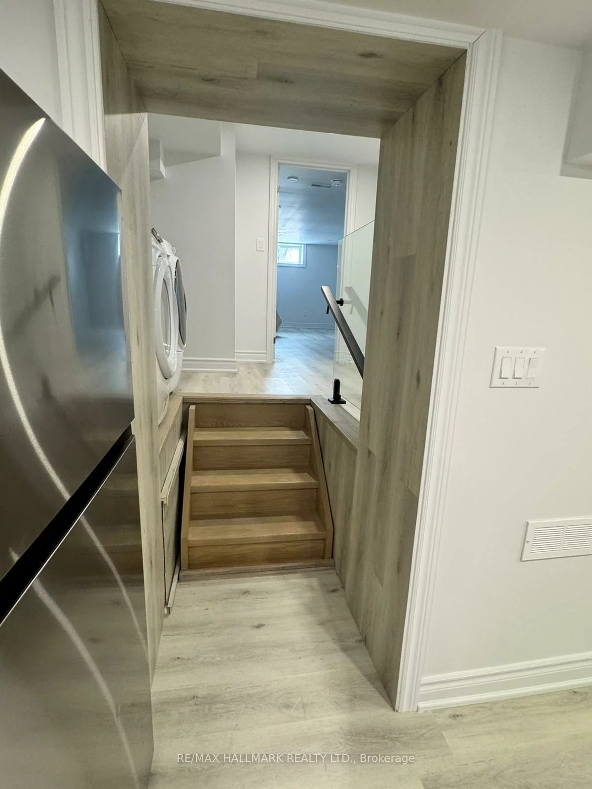 25B, Knowles, Aurora Highlands, Aurora