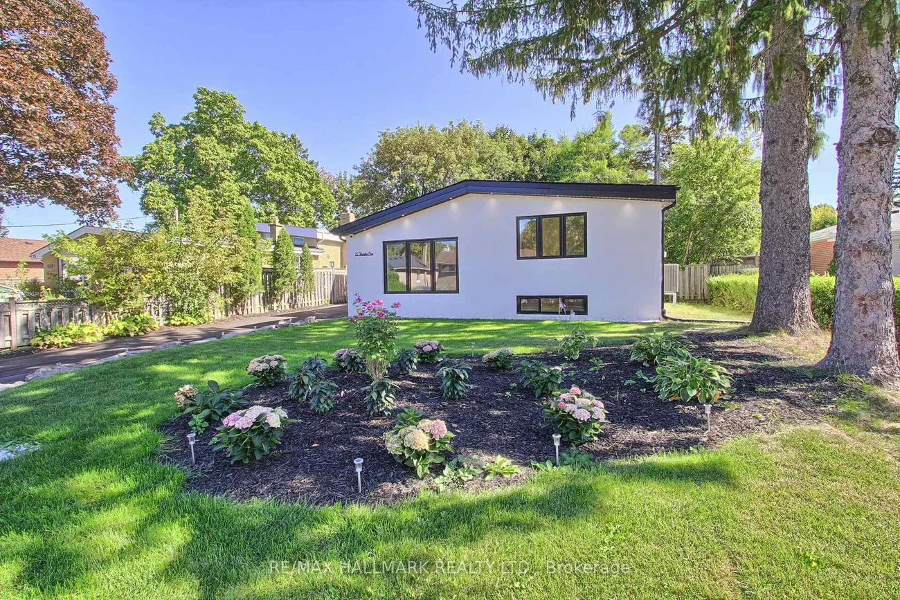 25B, Knowles, Aurora Highlands, Aurora