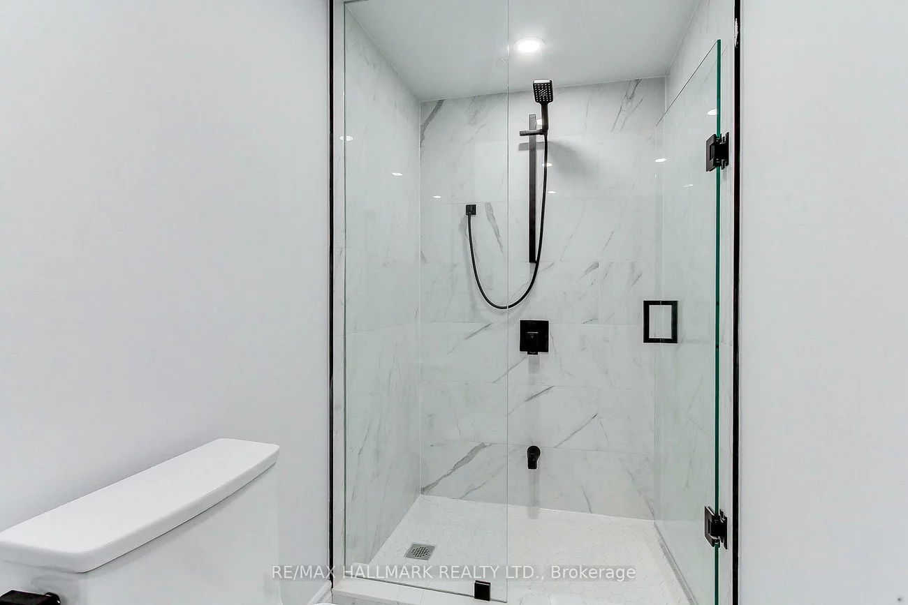 25B, Knowles, Aurora Highlands, Aurora